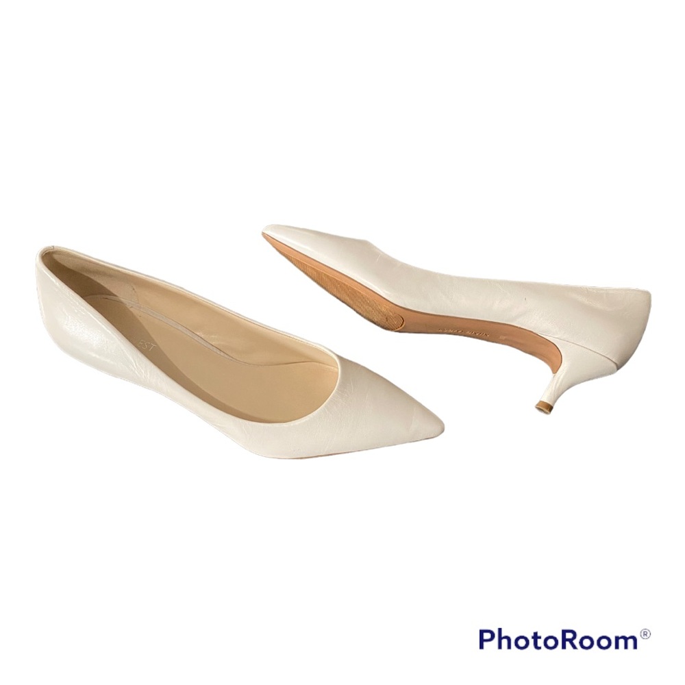 Nine West Shoes | Pointed toe eggshell off white Kitten Heel shoes | 10